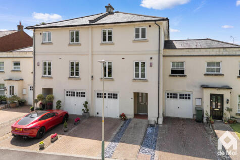 John Moore Gardens, Cheltenham, Gloucestershire, GL50