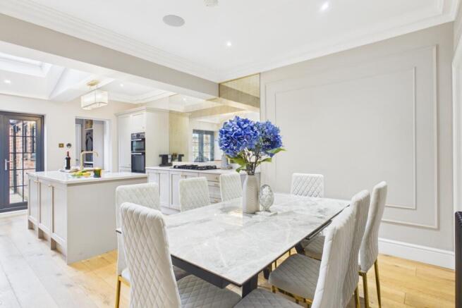 2 bed Terraced for sale Image 4
