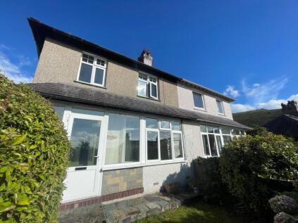 Ffordd Dinas, Llanfairfechan, Conwy, LL33