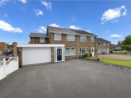Thruxton Drive, Parklands, Northampton NN3