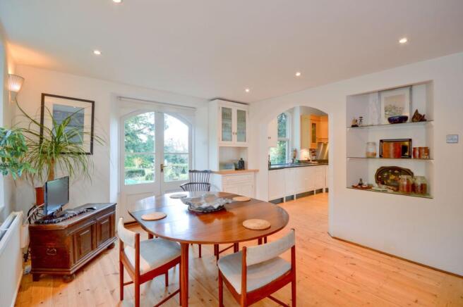 Breakfast room