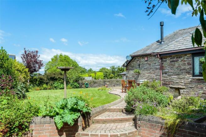 Lovely Gardens