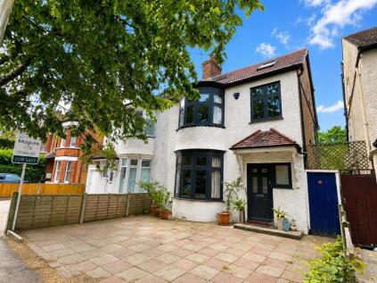 Queen Anne Avenue, Bromley, BR2