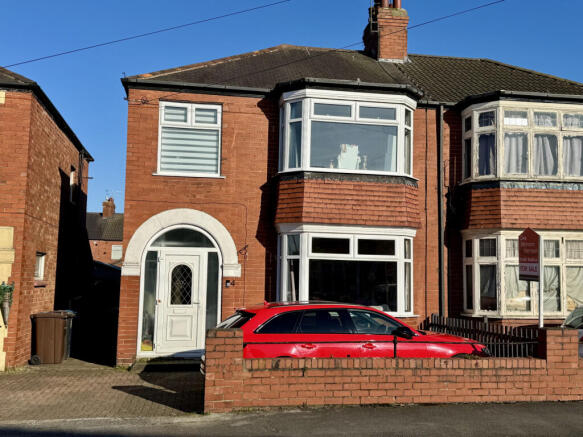 3 Bedroom House - semi-detached for Sale