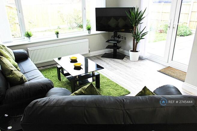 Relax With a 50¿ Smart Tv + Bt t & Netflix Etc