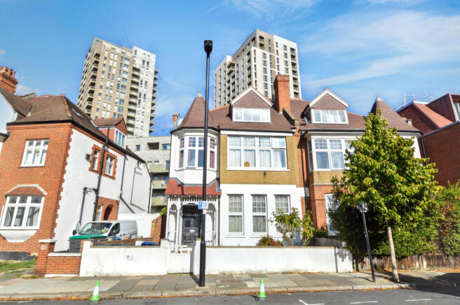 21C Emanuel Avenue, London W3 6JQ