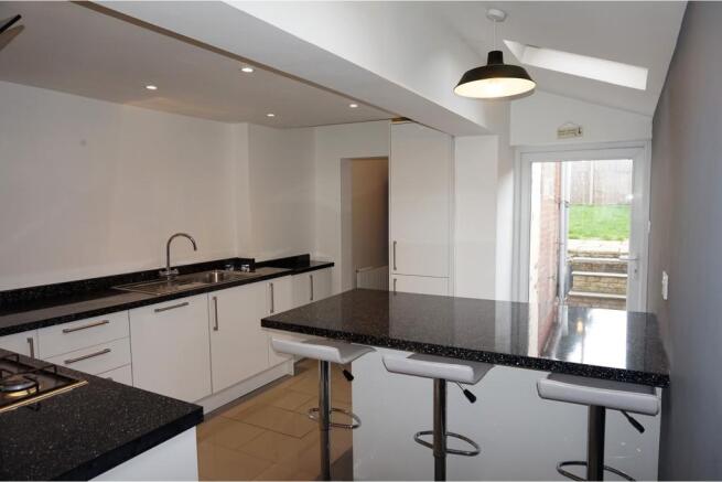 Kitchen / Breakfast