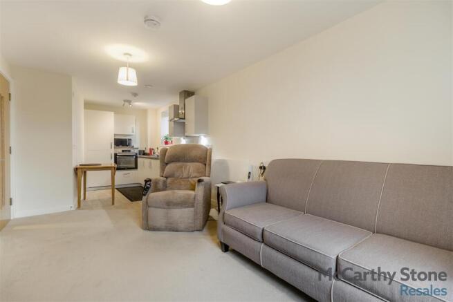 1 bed Apartment for sale Image 4