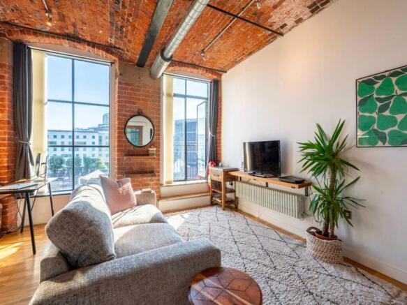 Kitchen & Reception Room