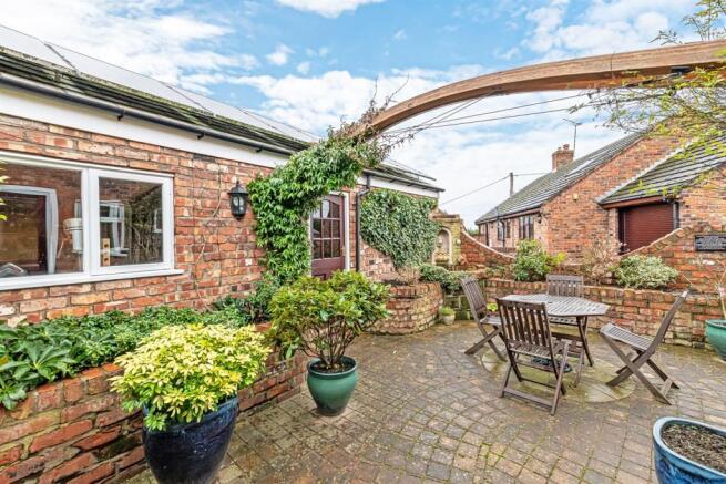 Courtyard Garden