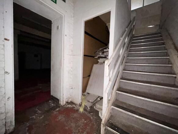 Block of Apartments for sale Image 11