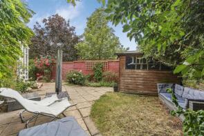 32, Linnet Mews, London SW12 8JE