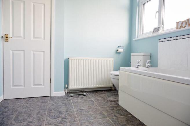 Bathroom 1.1