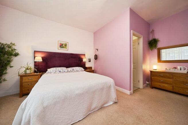 5 bed End of Terrace for sale Image 9