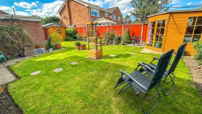Meadow Close Image-20.jpg
