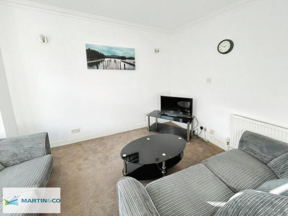 fb8a8a77-IMG_587_...