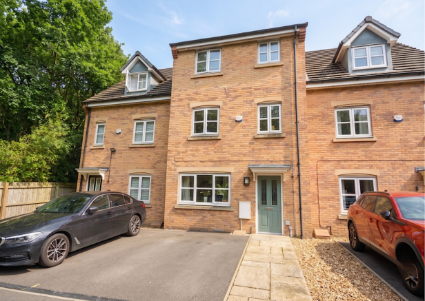 Travers Street, M7 3DN