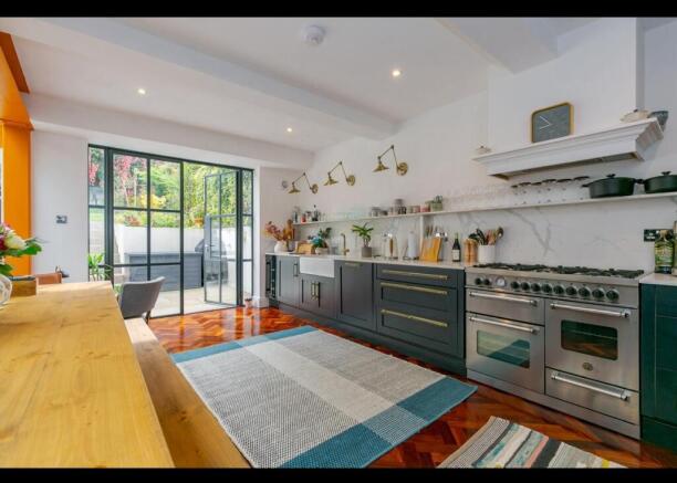 KITCHEN 4