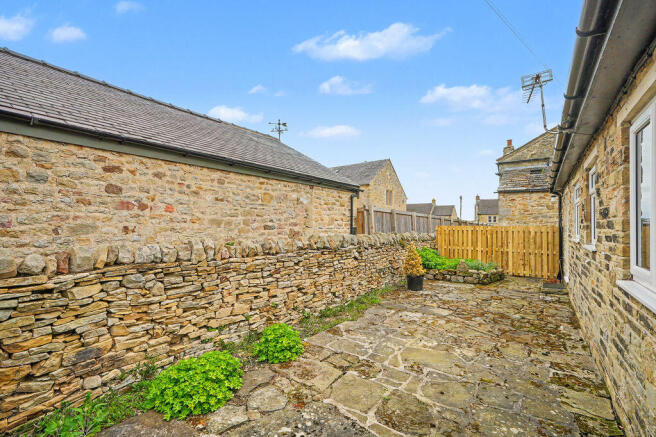 2 bed Detached for sale Image 11