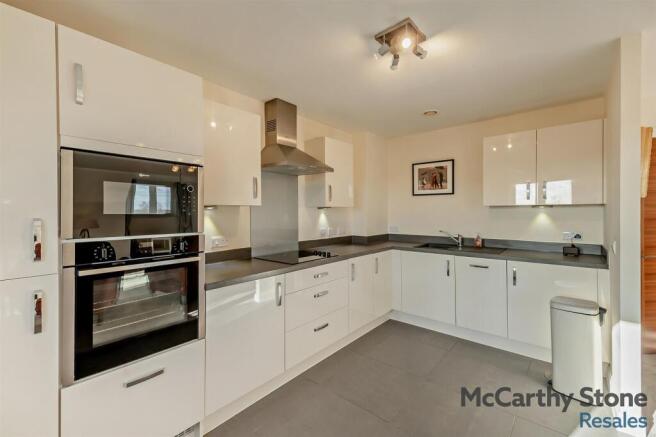 1 bed Apartment for sale Image 5