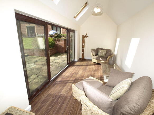 Garden cottage/si...