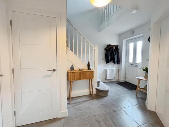4 bed House for sale Image 5