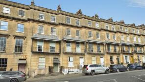 Flat 4, 6, Raby Place, Bathwick, Bath BA2 4EH