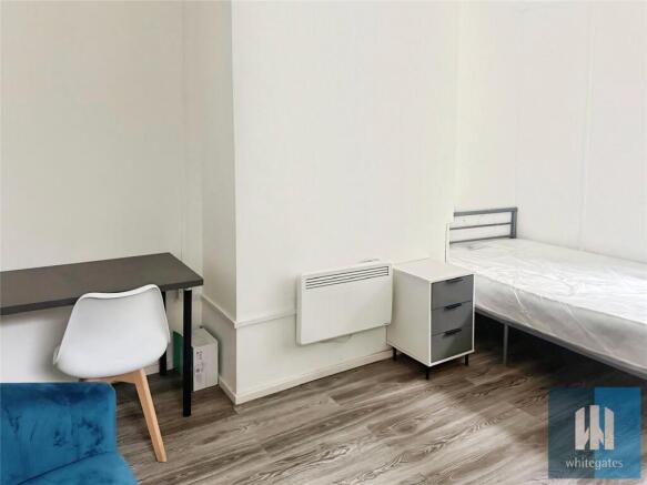 1 bed House Share to rent Image 5