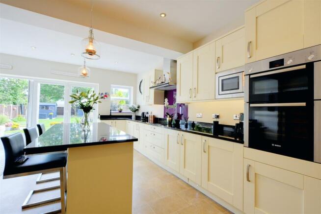 Dining/Living Kitchen