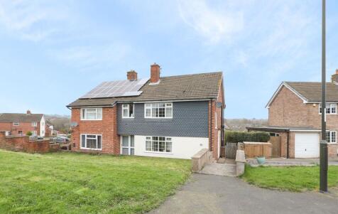 Cuttholme Road, Chesterfield, S40