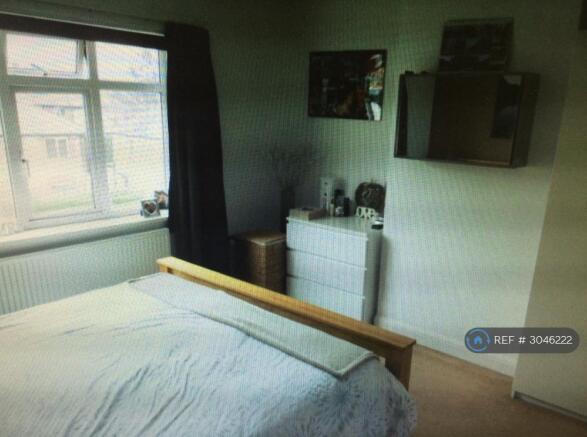 3 bed Semi-Detached to rent Image 9