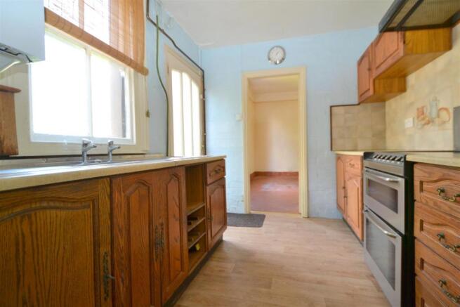 kitchen2.JPG