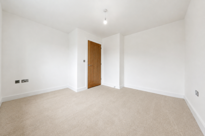 4 bed Detached for sale Image 10