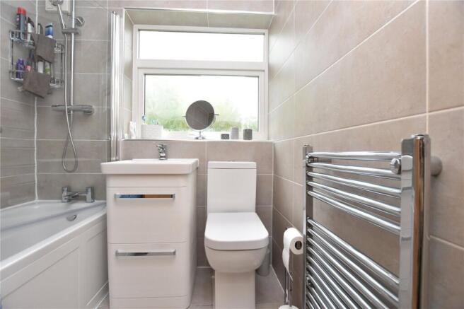 3 bed Town House for sale Image 7