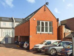 5, Clarendon Mews, Alveston Place, Leamington Spa CV32 4SN