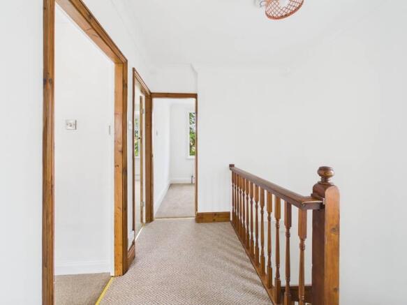 3 bed Semi-Detached for sale Image 8