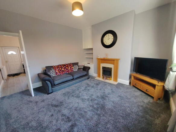 Photo 3