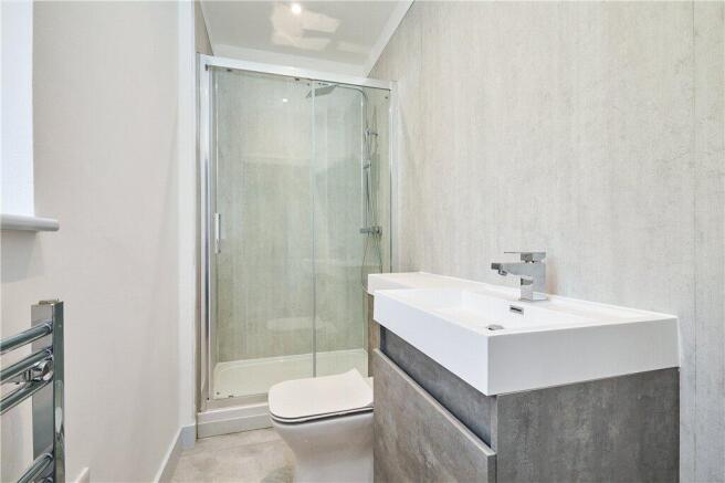 1 bed Apartment to rent Image 5