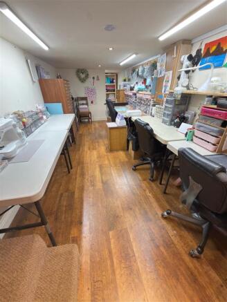 3 bed Terraced for sale Image 6