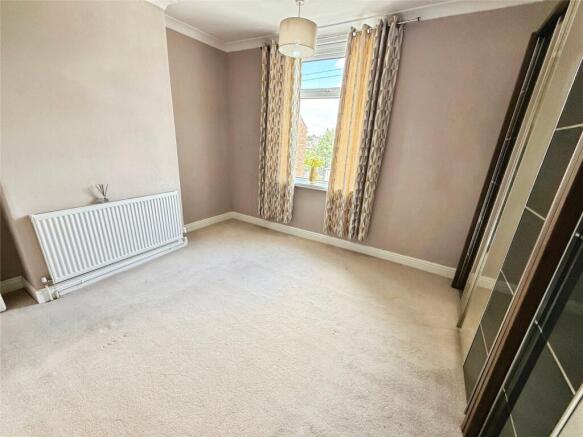 2 bed Terraced for sale Image 8