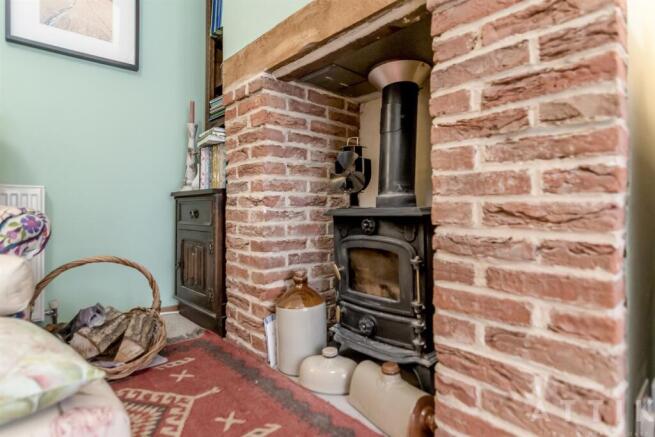 Attik 9 St Johns Road, Bungay NR35, 1DH (19).jpg
