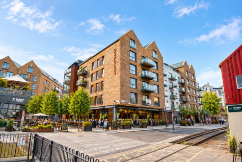 Anchorage Development, Bristol Harbourside offered for sale with no onward chain.