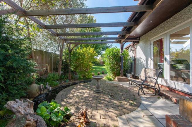 Garden Side.jpg
