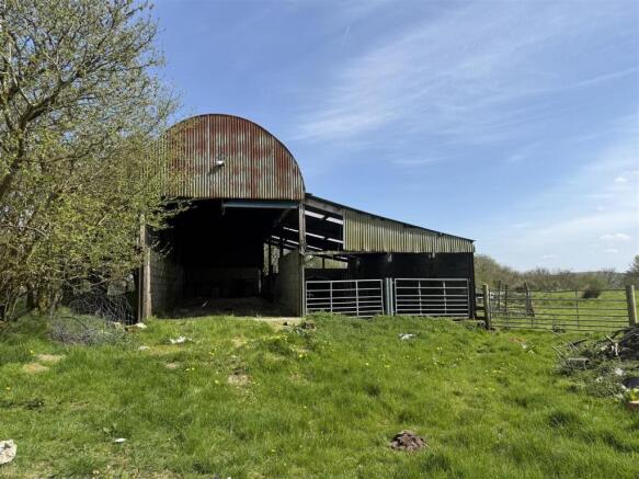 DUTCH BARN AND LEANTO