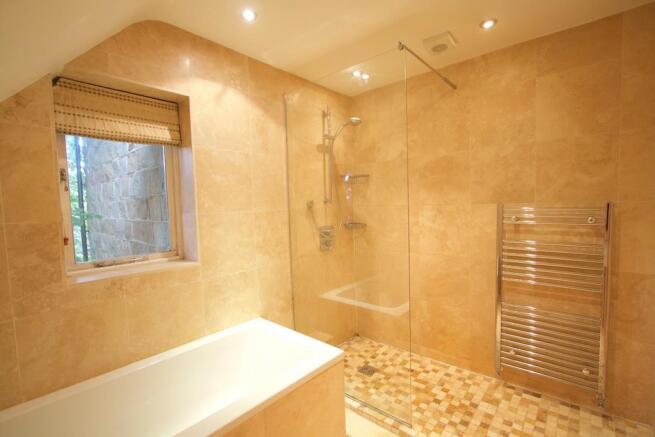 Master En-Suite
