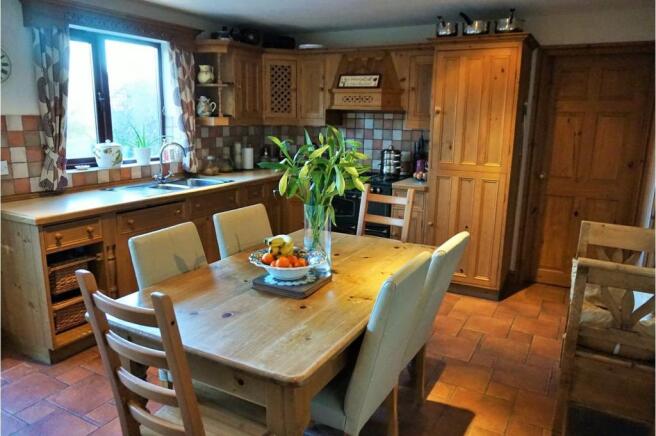 Kitchen / Breakfast