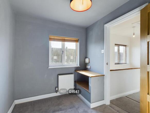 3 bed Terraced to rent Image 12