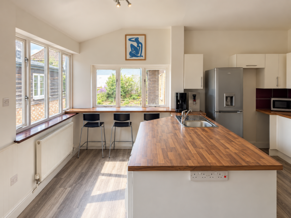Kitchen 2