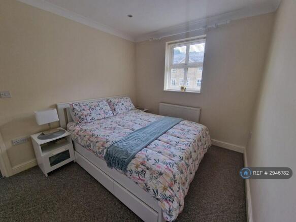 3 bed Terraced to rent Image 5
