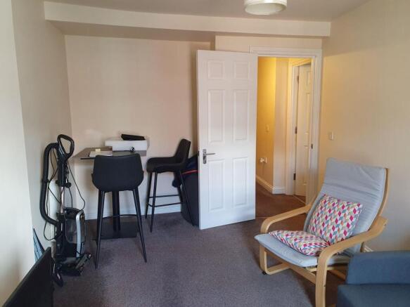 Lounge to door.jpg